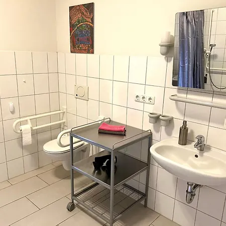 Am Theater Apartment